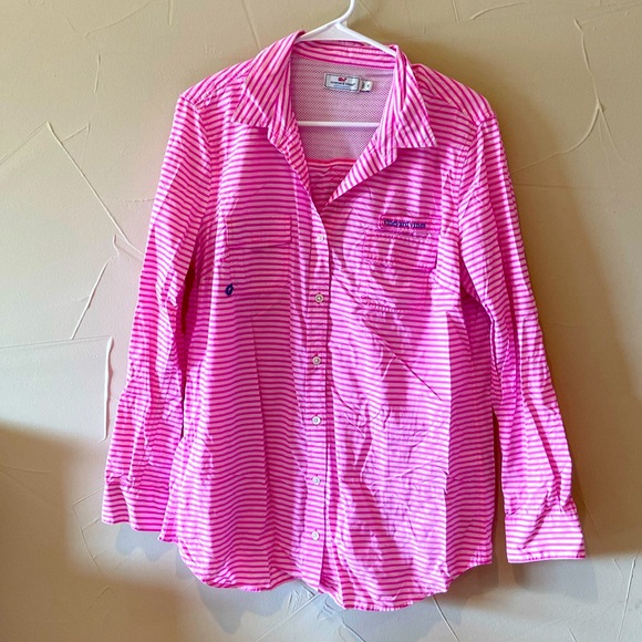 Vineyard Vines Tops - Vineyard Vines Pink and White Striped Fishing Style Long Sleeve Button Down